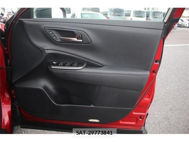 Toyota Crown Sports 2024-03 7783894-28