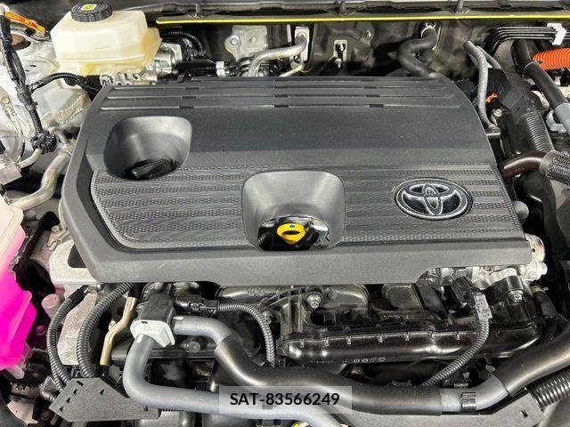 Toyota Crown Sports 2024-03 7783916-17