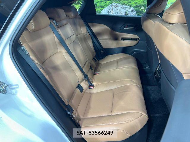 Toyota Crown Sports 2024-03 7783916-8