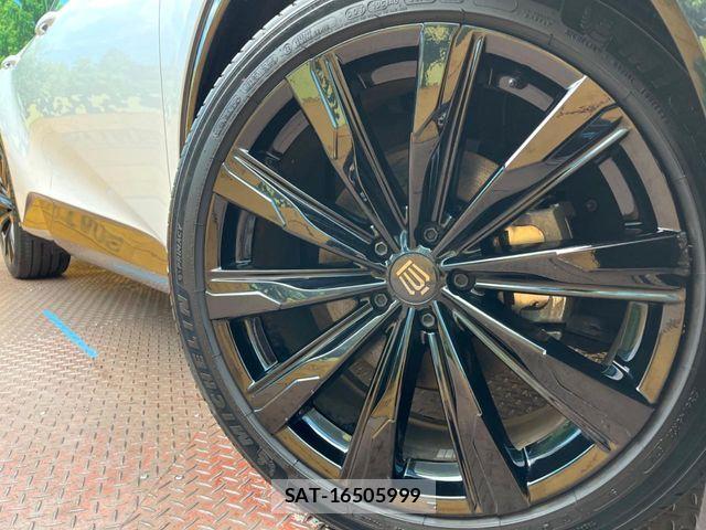 Toyota Crown Sports 2024-04 7783896-12