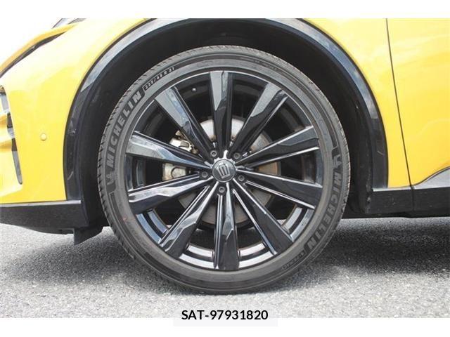 Toyota Crown Sports 2024-04 7783895-10