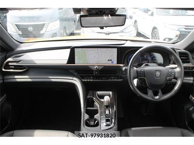 Toyota Crown Sports 2024-04 7783895-22