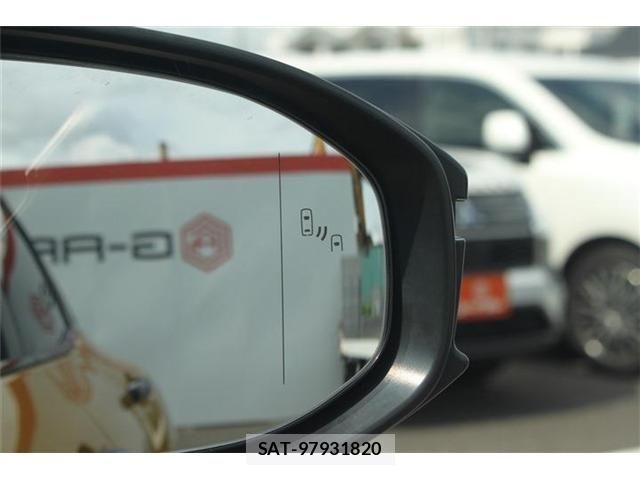 Toyota Crown Sports 2024-04 7783895-4