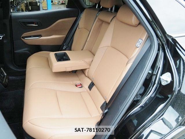 Toyota Crown Sports 2024-05 7875939-13