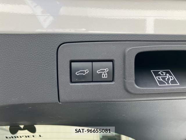 Toyota Crown Sports 2025-01 7875936-10