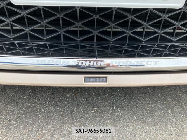Toyota Crown Sports 2025-01 7875936-12