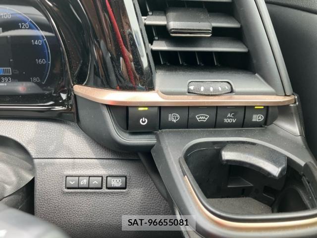Toyota Crown Sports 2025-01 7875936-27