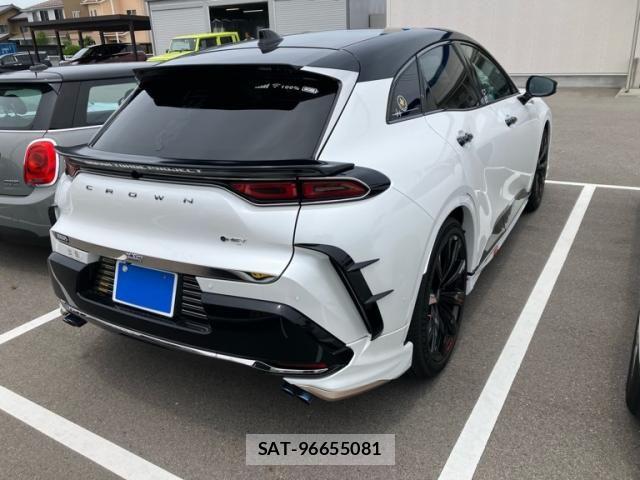 Toyota Crown Sports 2025-01 7875936-2