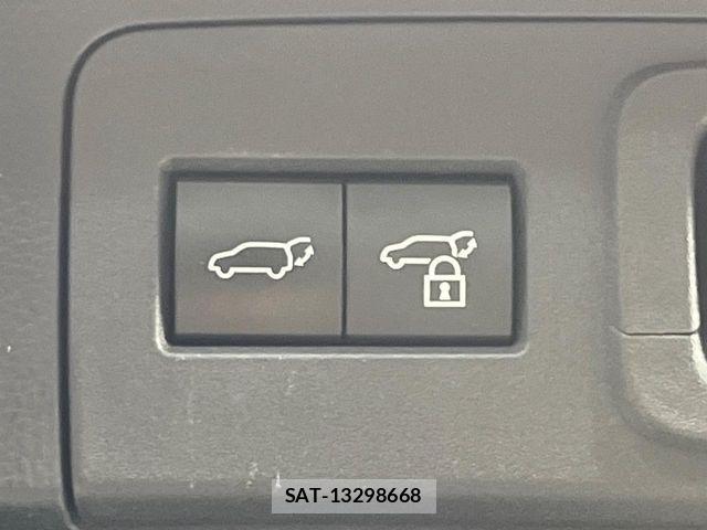 Toyota Crown Sports 2024-07 7875937-5