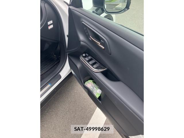 Toyota Crown Sports 2024-04 7875935-11