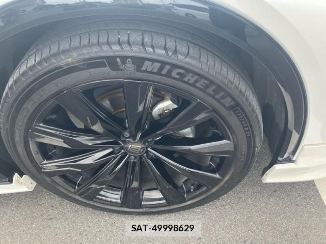 Toyota Crown Sports 2024-04 7875935-2
