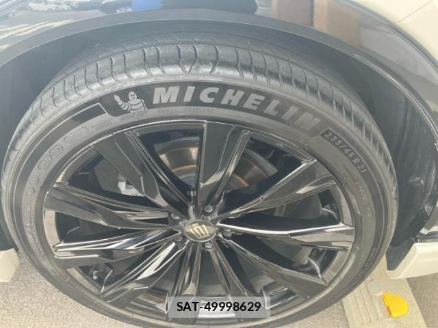 Toyota Crown Sports 2024-04 7875935-7