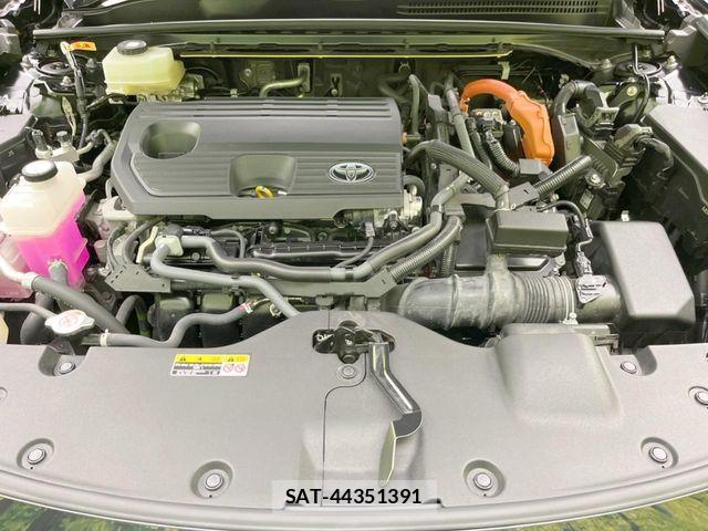Toyota Crown Sports 2024-11 7961056-17