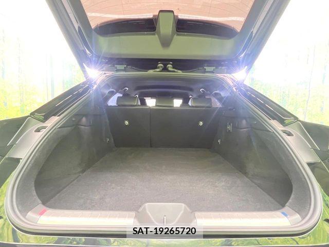 Toyota Crown Sports 2024-08 7961055-9