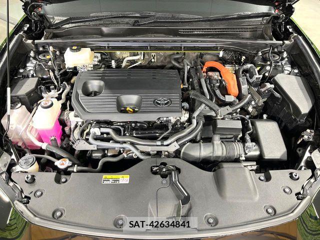 Toyota Crown Sports 2024-02 7961058-17