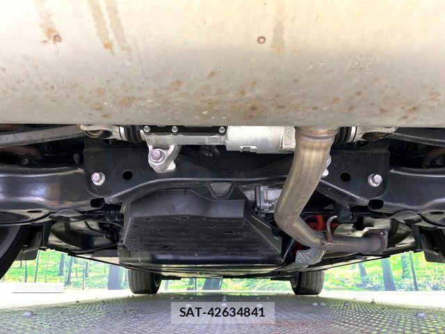 Toyota Crown Sports 2024-02 7961058-18