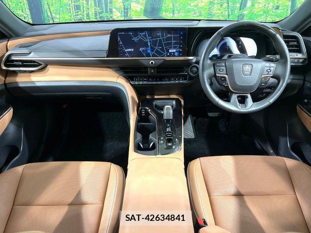 Toyota Crown Sports 2024-02 7961058-1