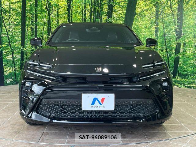 Toyota Crown Sports 2023-12 7978913-13