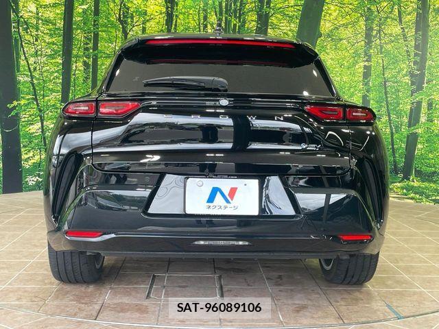 Toyota Crown Sports 2023-12 7978913-14