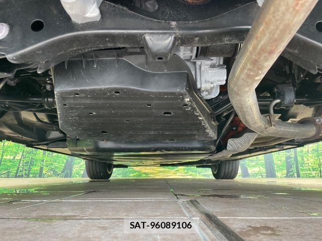 Toyota Crown Sports 2023-12 7978913-18