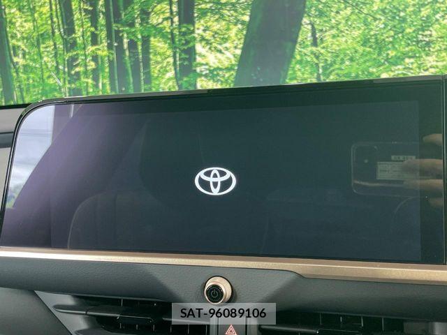 Toyota Crown Sports 2023-12 7978913-3