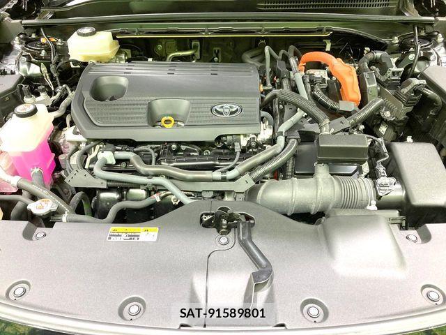 Toyota Crown Sports 2024-03 7978915-17
