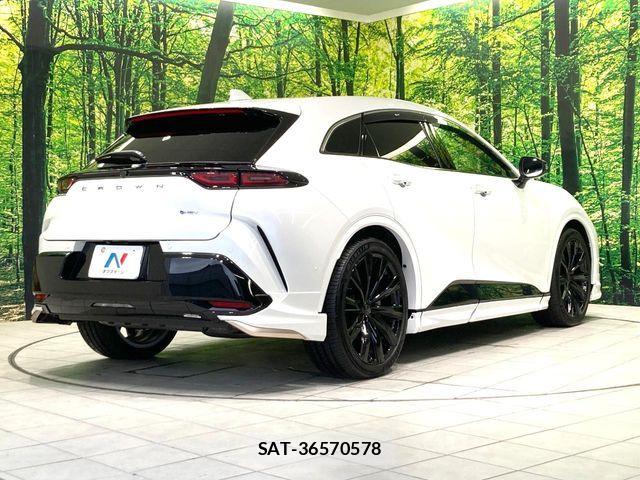 Toyota Crown Sports 2024-11 7978910-16