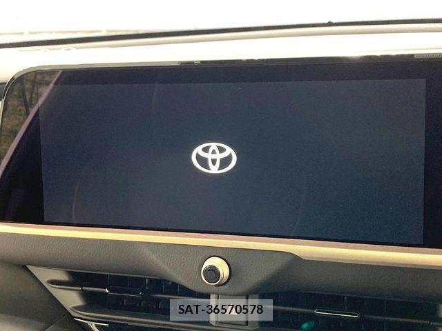 Toyota Crown Sports 2024-11 7978910-4