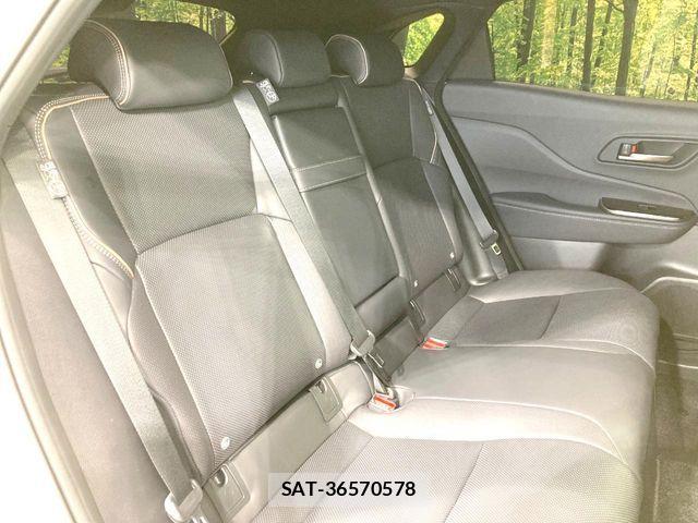 Toyota Crown Sports 2024-11 7978910-8