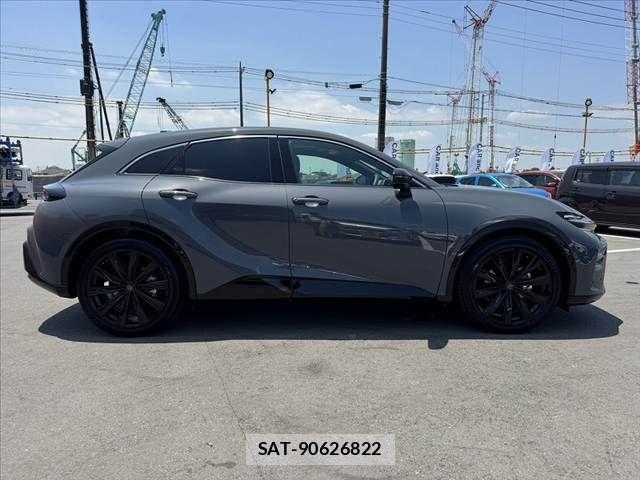 Toyota Crown Sports 2024-09 8035089-11