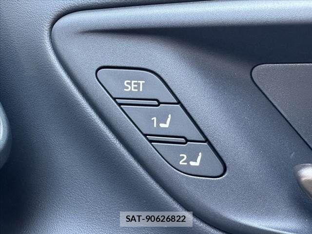 Toyota Crown Sports 2024-09 8035089-24