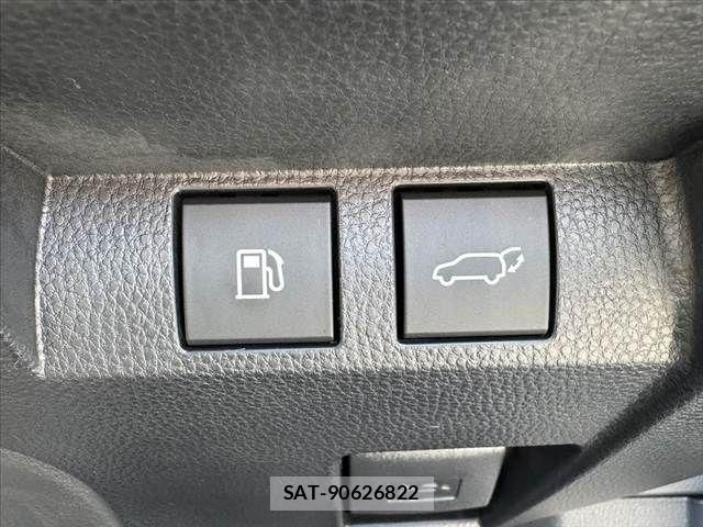 Toyota Crown Sports 2024-09 8035089-26