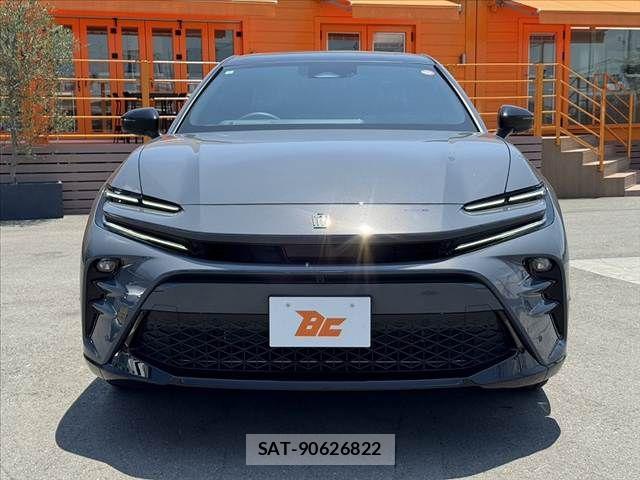 Toyota Crown Sports 2024-09 8035089-8