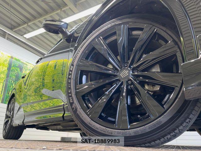 Toyota Crown Sports 2024-10 8035084-14