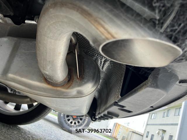 Toyota Crown Sports 2024-10 8035090-4