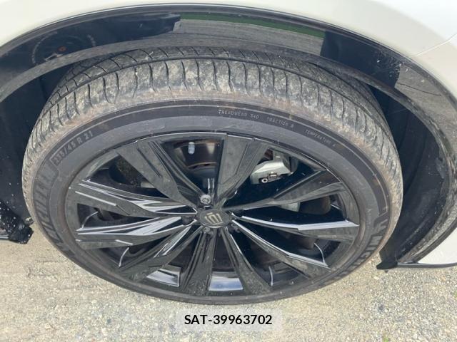 Toyota Crown Sports 2024-10 8035090-7