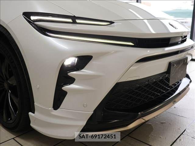 Toyota Crown Sports 2024-03 8035086-16