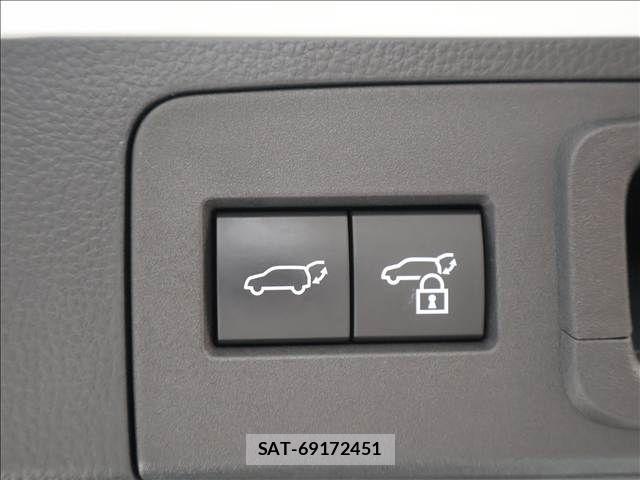 Toyota Crown Sports 2024-03 8035086-19