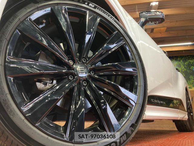 Toyota Crown Sports 2024-04 8035087-12