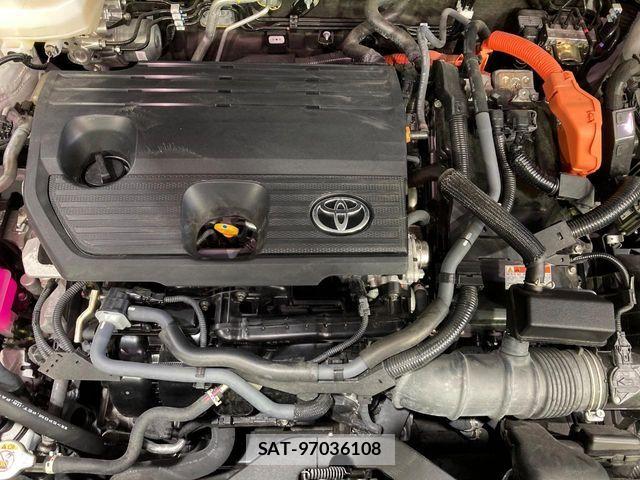 Toyota Crown Sports 2024-04 8035087-17