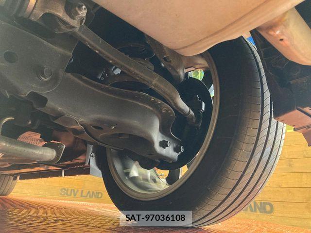 Toyota Crown Sports 2024-04 8035087-19