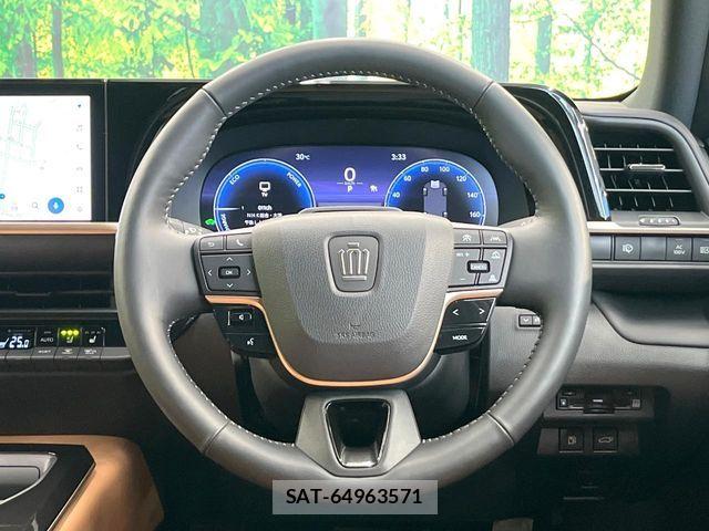 Toyota Crown Sports 2024-02 8073416-10
