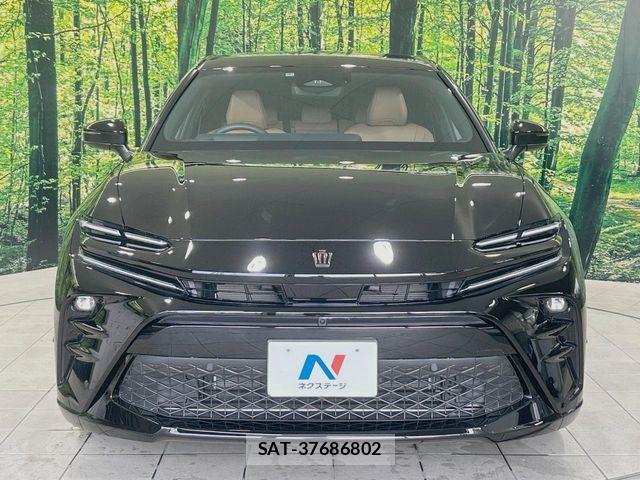 Toyota Crown Sports 2024-04 8073414-13