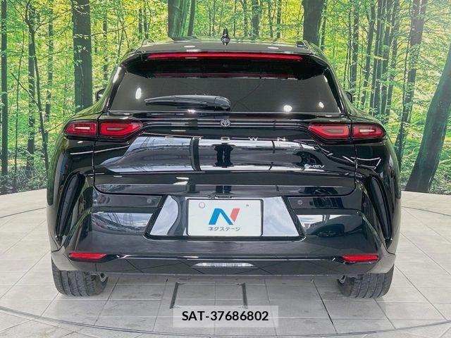 Toyota Crown Sports 2024-04 8073414-14