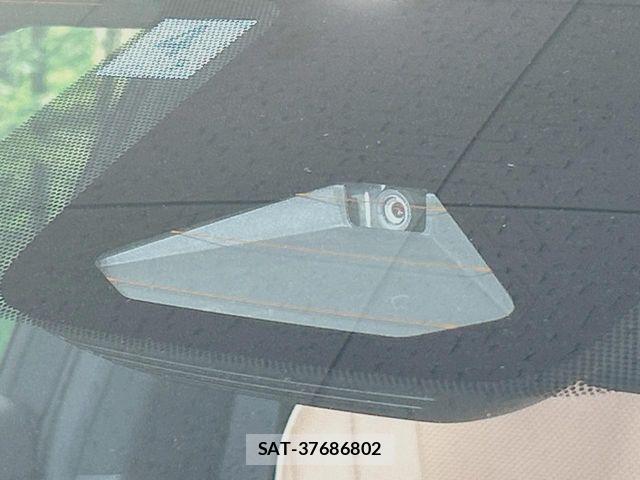 Toyota Crown Sports 2024-04 8073414-4