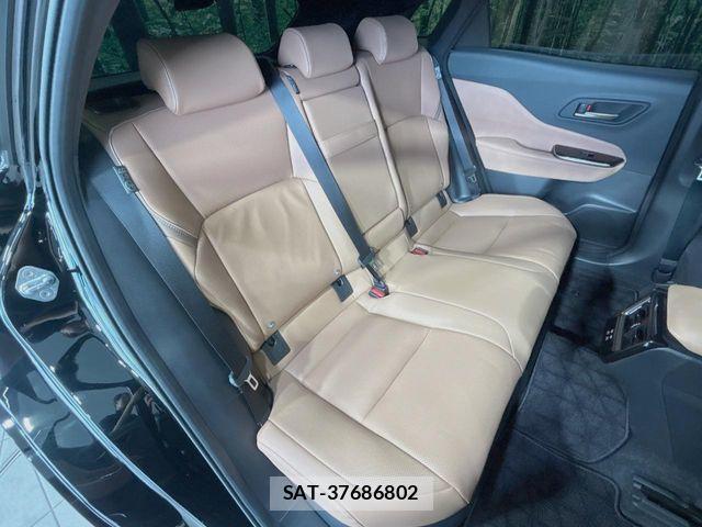 Toyota Crown Sports 2024-04 8073414-8