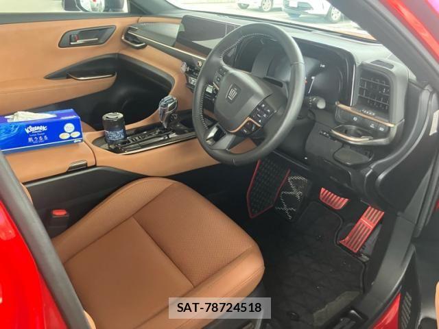 Toyota Crown Sports 2024-02 8073418-9