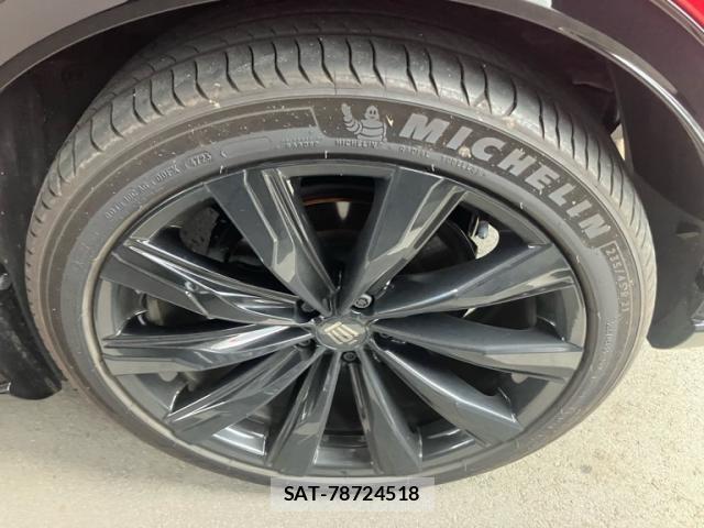 Toyota Crown Sports 2024-02 8073418-7