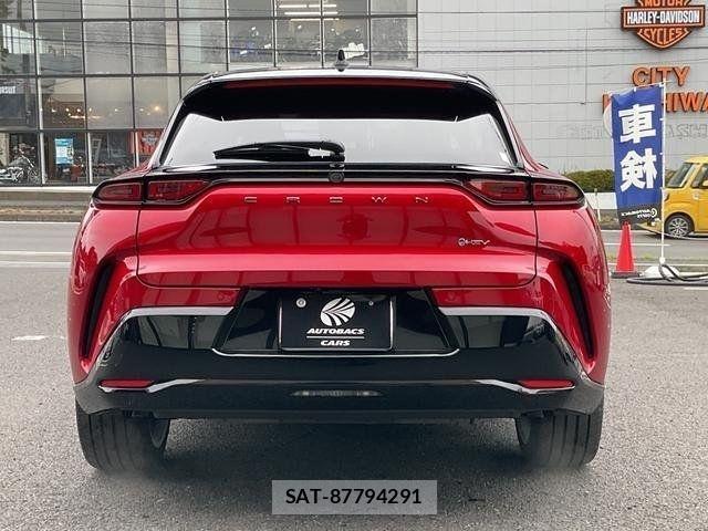 Toyota Crown Sports 2025-01 8073417-2