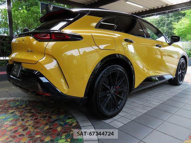 Toyota Crown Sports 2024-02 8073412-12